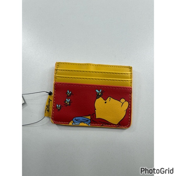Loungefly Winnie The Pooh Cardholder❤️🍯 - Picture 1 of 4